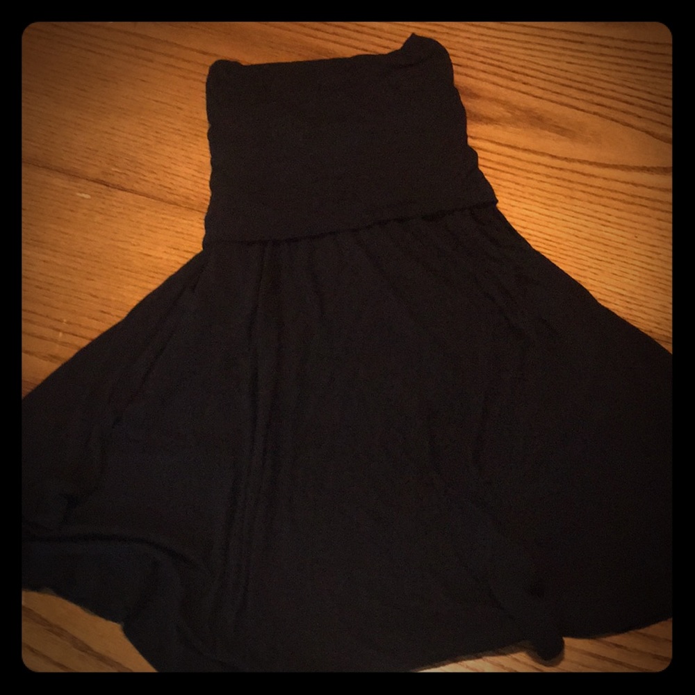Black shirt/skirt